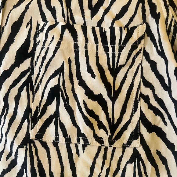 Zebra Print Button-Up Blouse - Picture 3 of 3